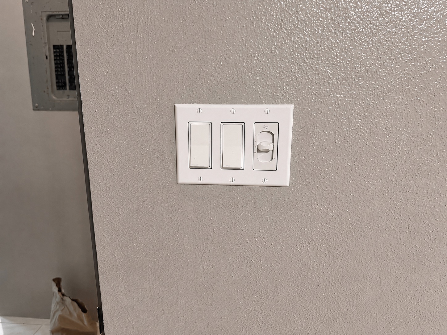 New switch plate installed